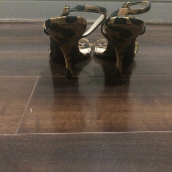 YSL Animal Print Sandals - Picture 3 of 4